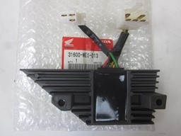 Zeige Details für REGLER  31600-ME5-013  CBX 650 ED Bild von REGLER  31600-ME5-013  CBX 650 ED