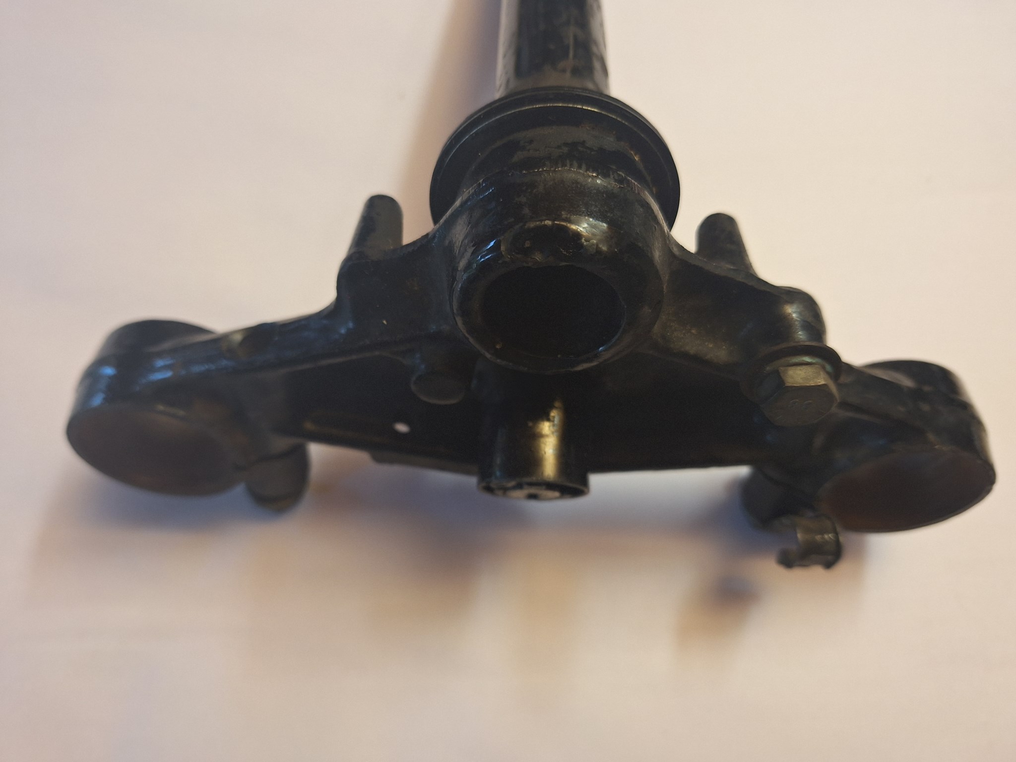 Bild von Honda CB 750 Four untere Gabelbrücke 53200-300-610B gebraucht 