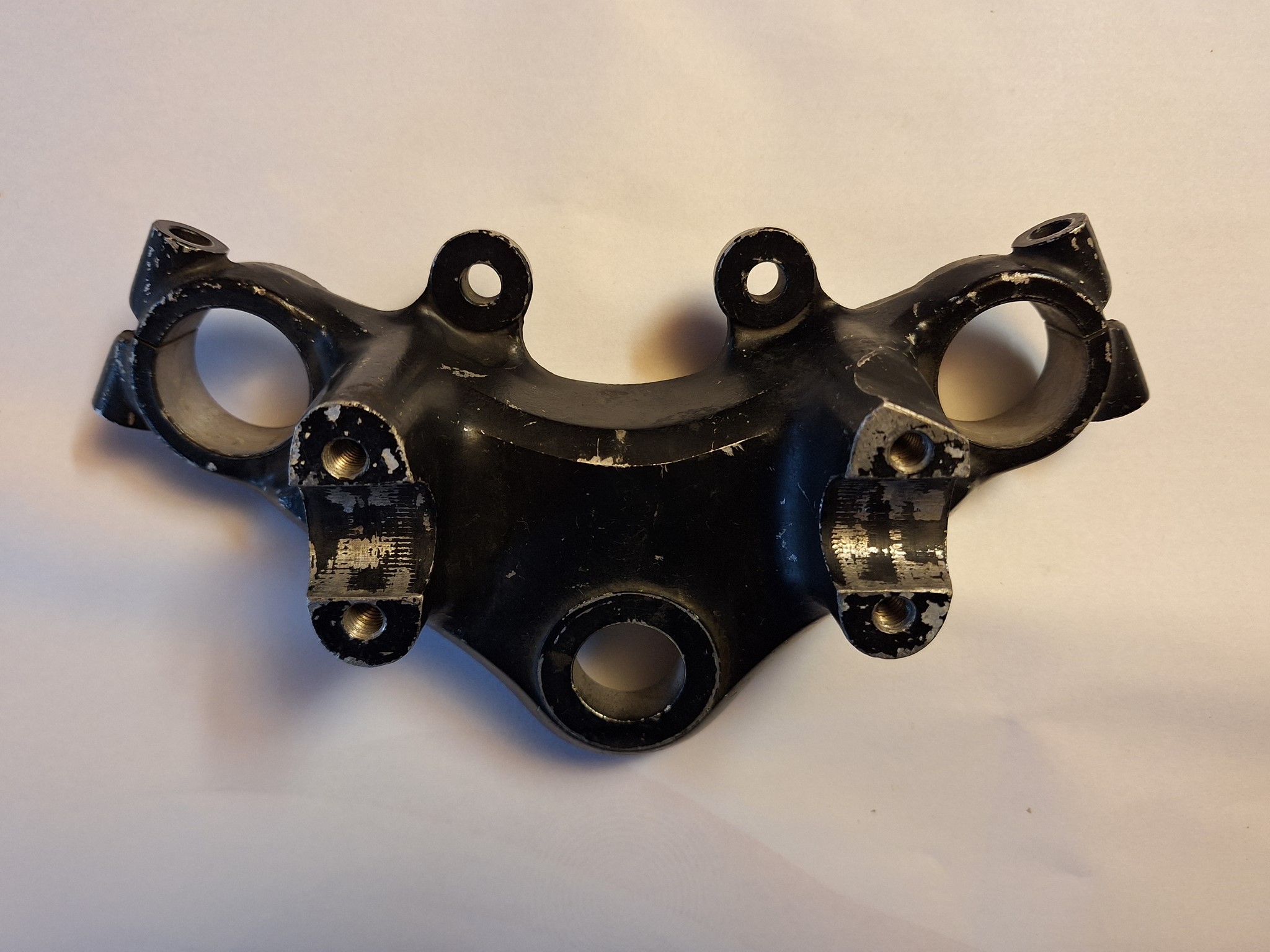Picture of GABELBRUECKE OBEN 53230-333-305 ; CB 350 Four