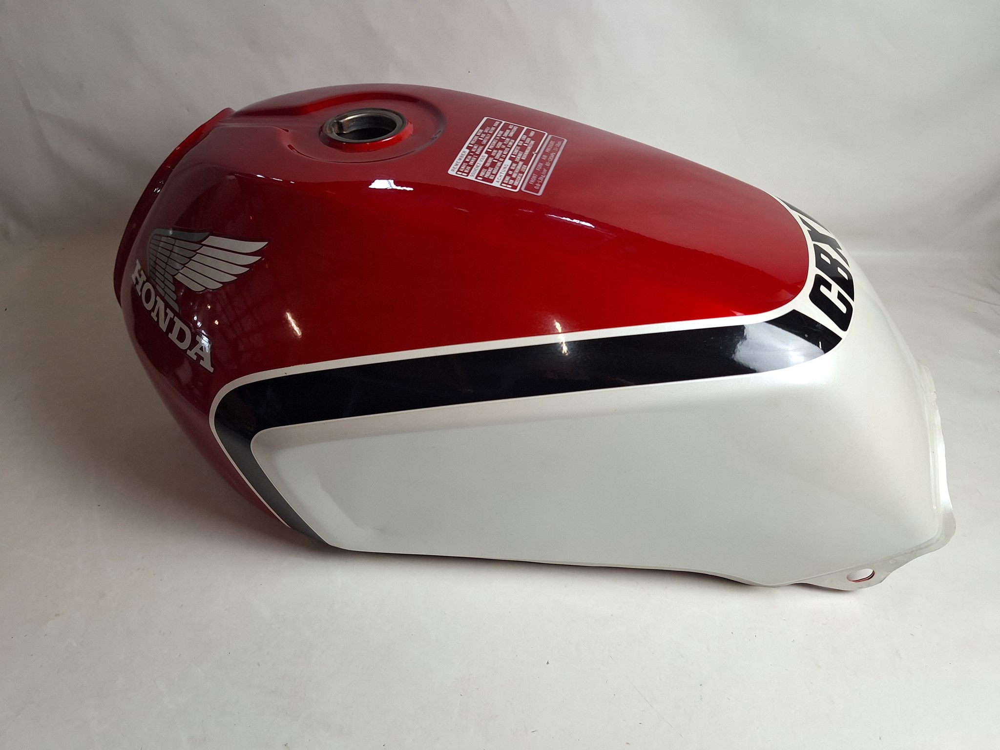 Picture of KRAFTSTOFFTANK 175A1-MA6-620ZADE