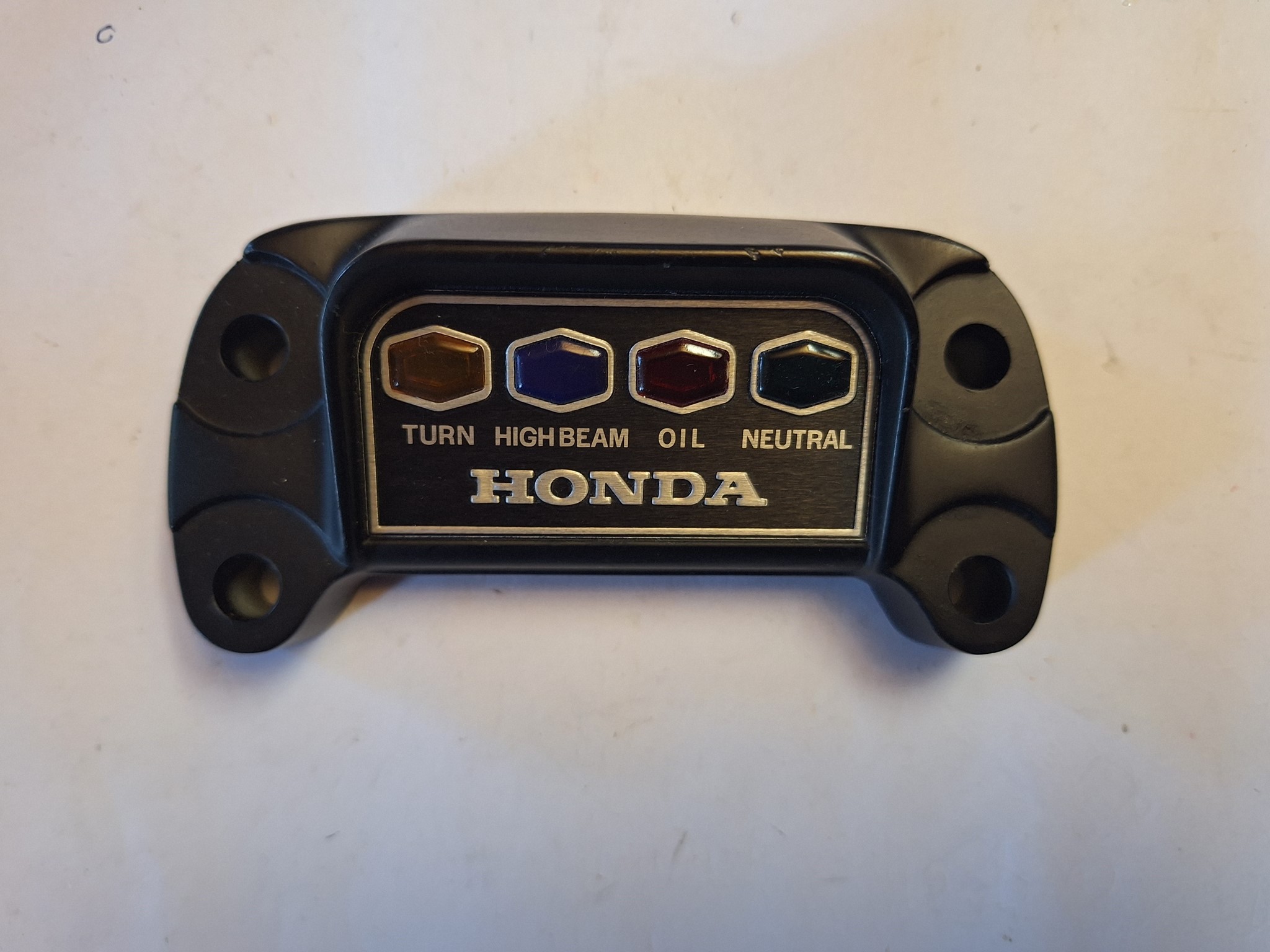 Picture of Kontrolleuchtenabdeckung CB 500 K2 / CB 750 K6