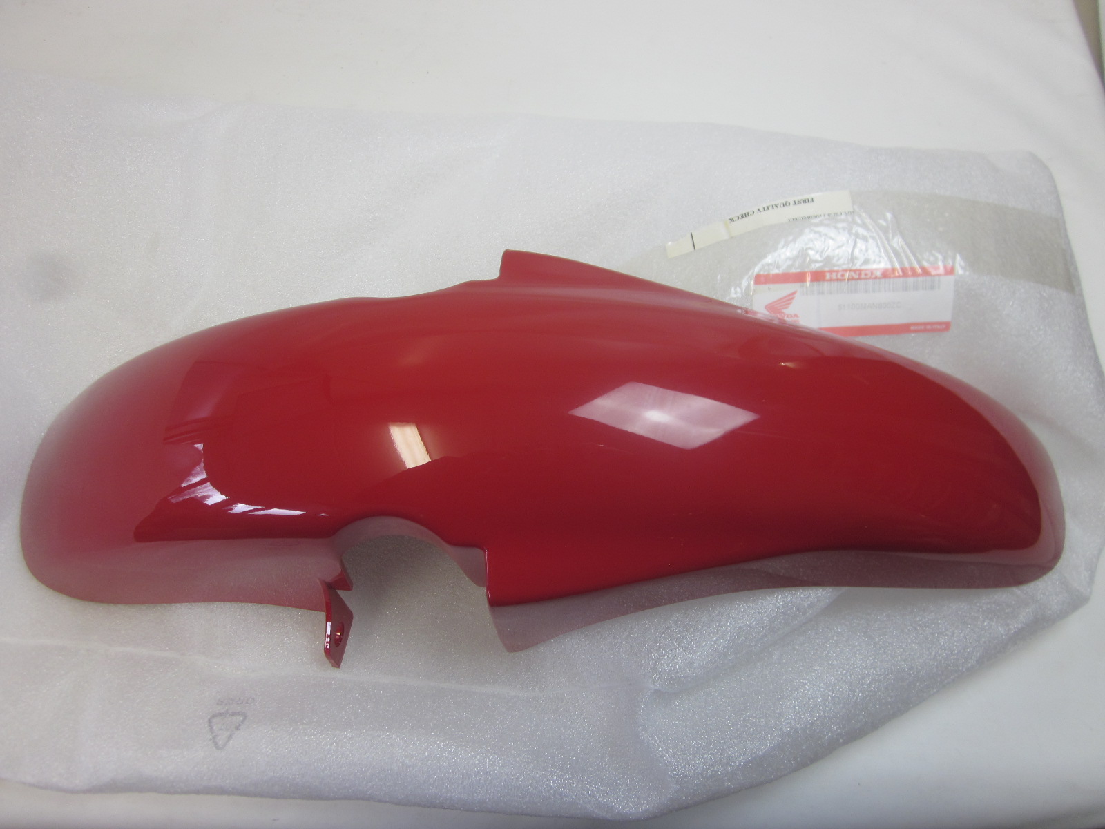 Bild von KOTFLUEGEL VORNE  61100-MAN-600ZC  NX 650 S