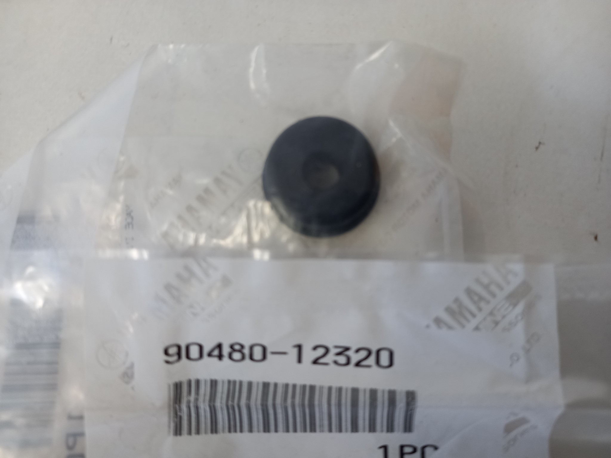 Picture of Yamaha  Gummi  90480-12320