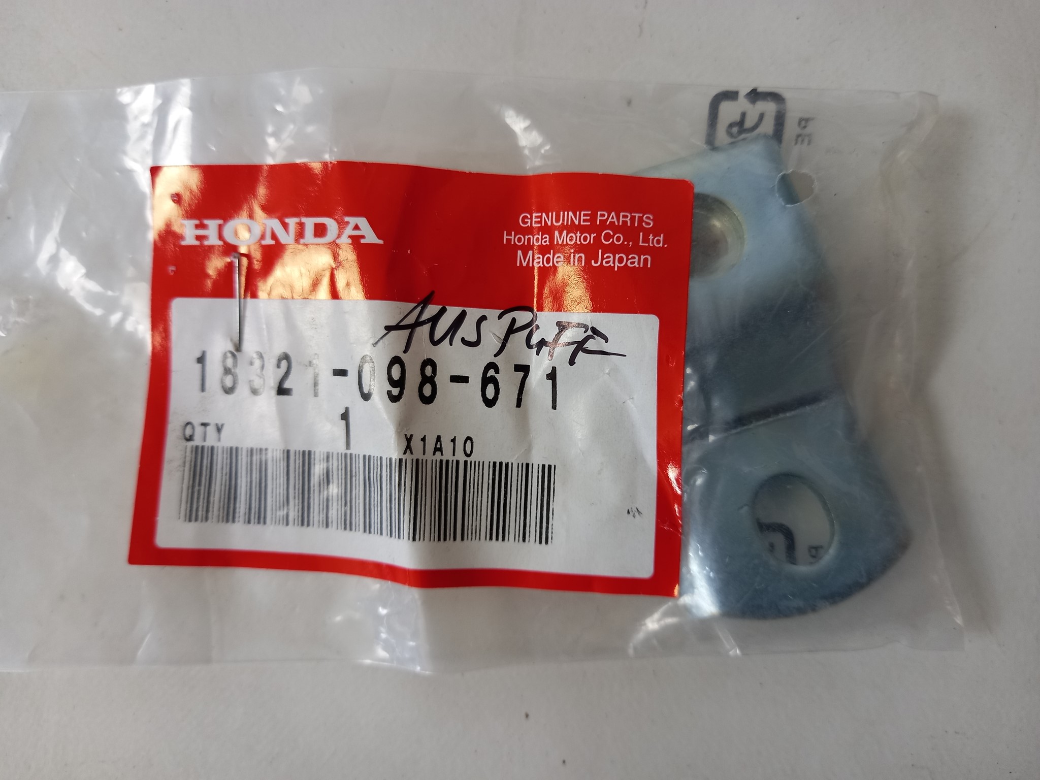 Picture of Honda  STAY, muffler  18321-098-671