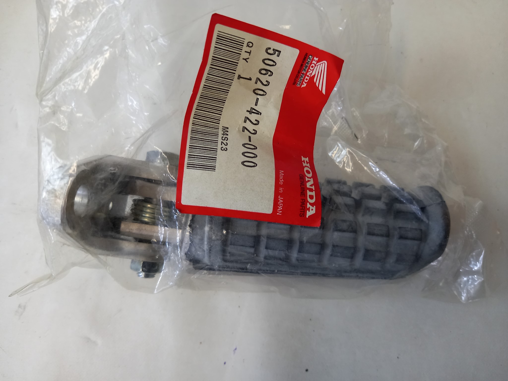 Picture of Honda  Step Assy R.  50620-422-000