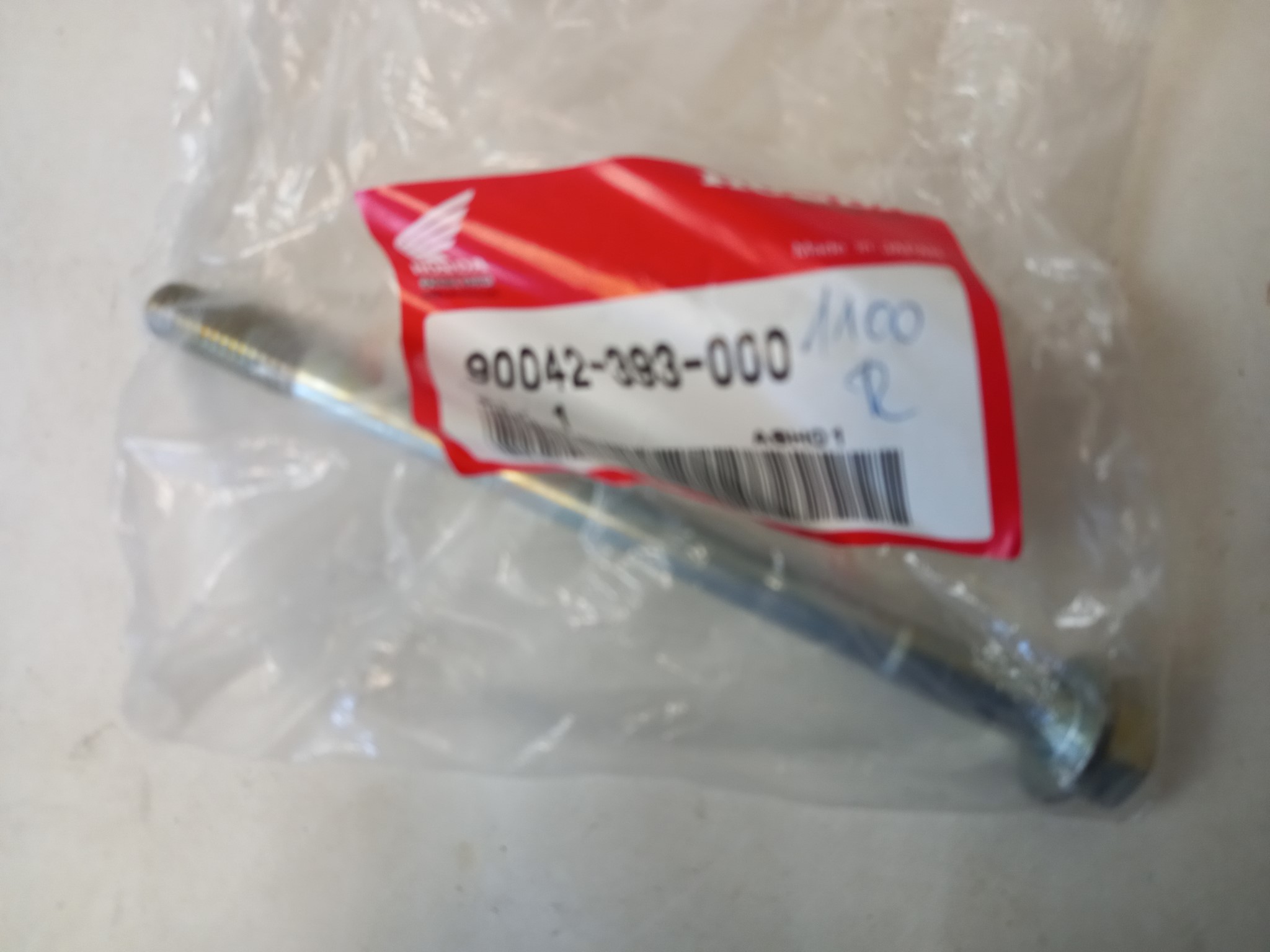 Picture of Honda  Bolt U:B.S. 8x118  90042-393-000