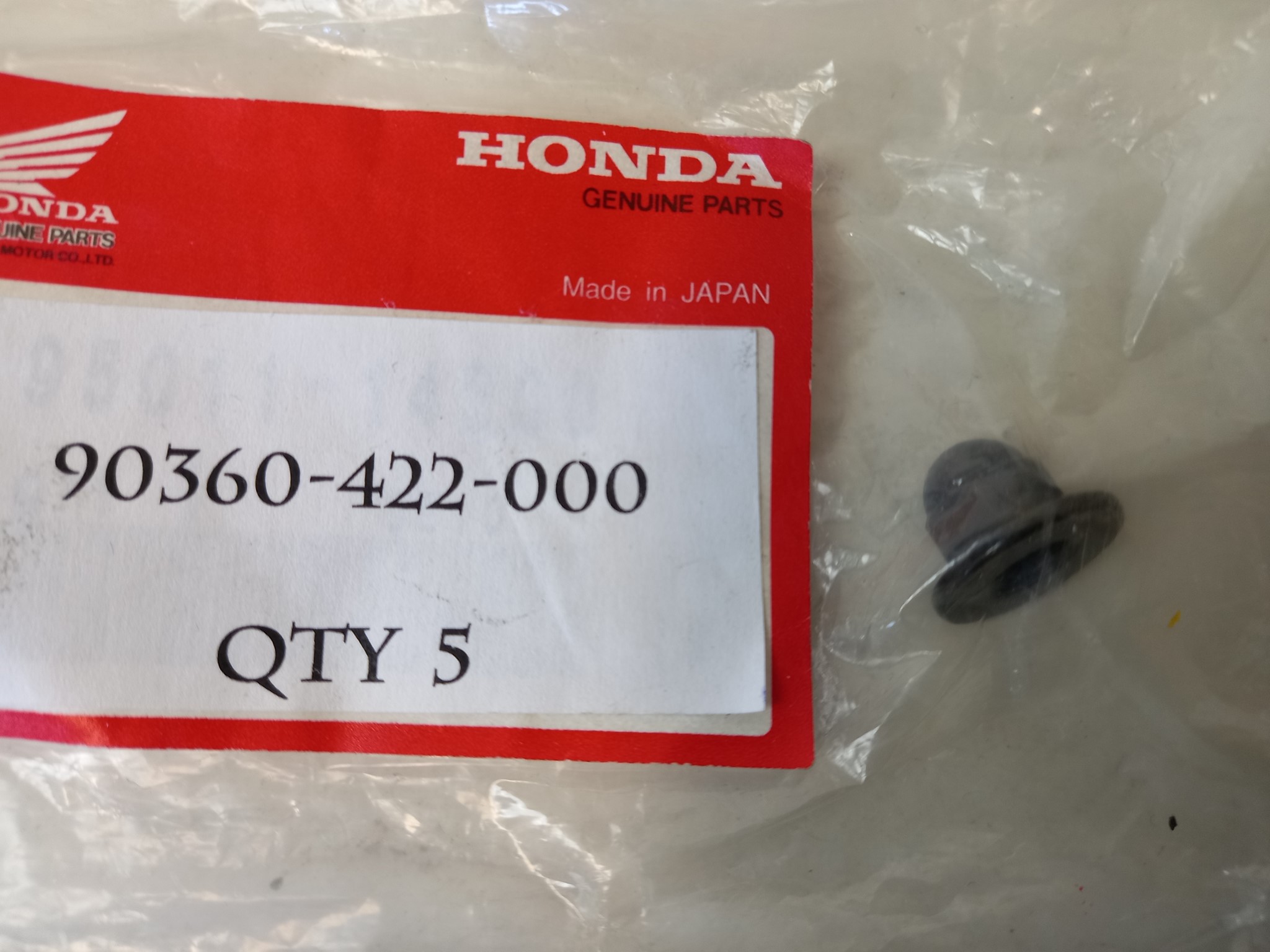Picture of Honda  Nut. Cap, 7mm  90360-422-000