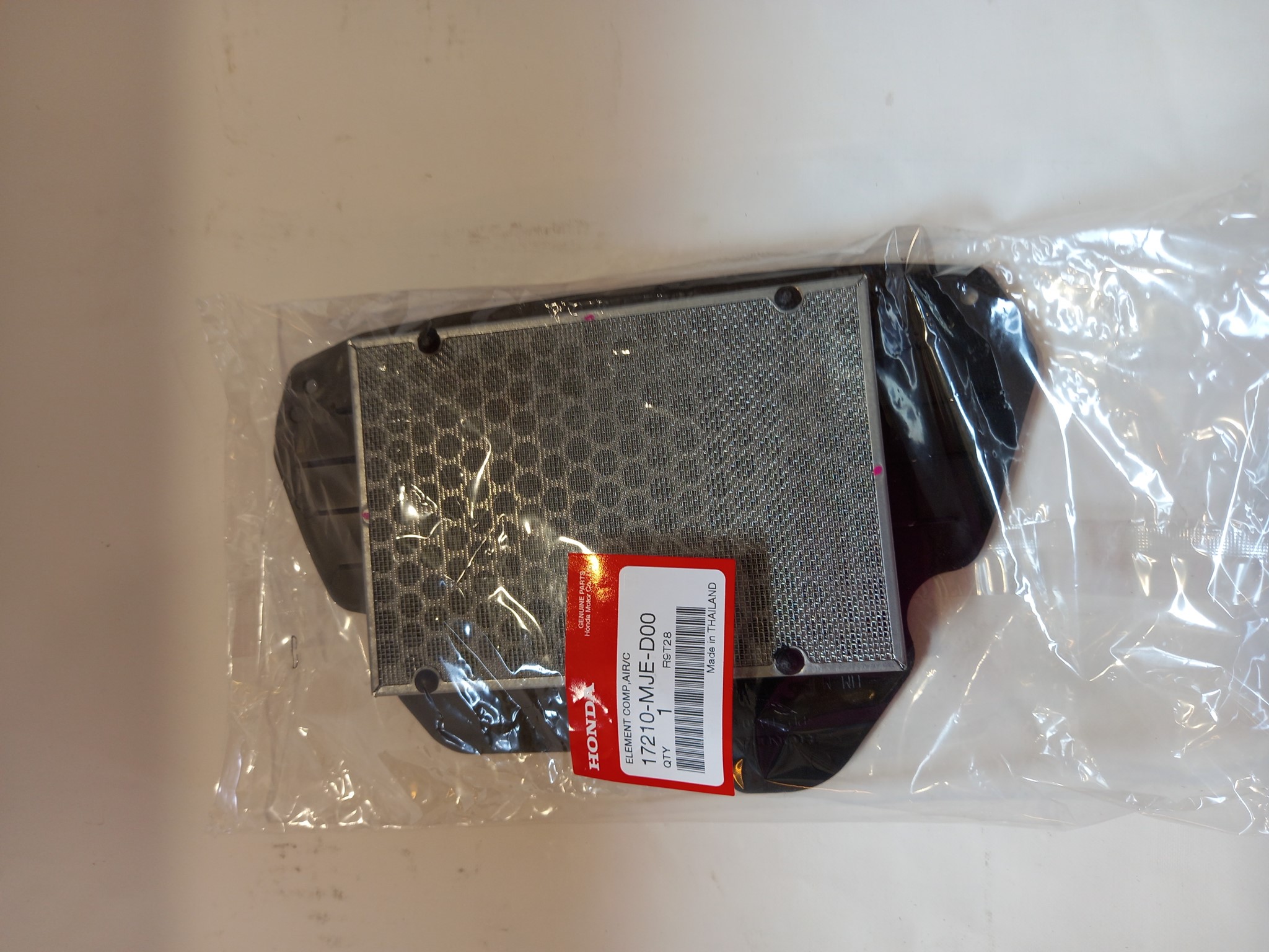 Picture of Honda  EINSATZ KOMPL., LUFTFILTE  17210-MJE-D00