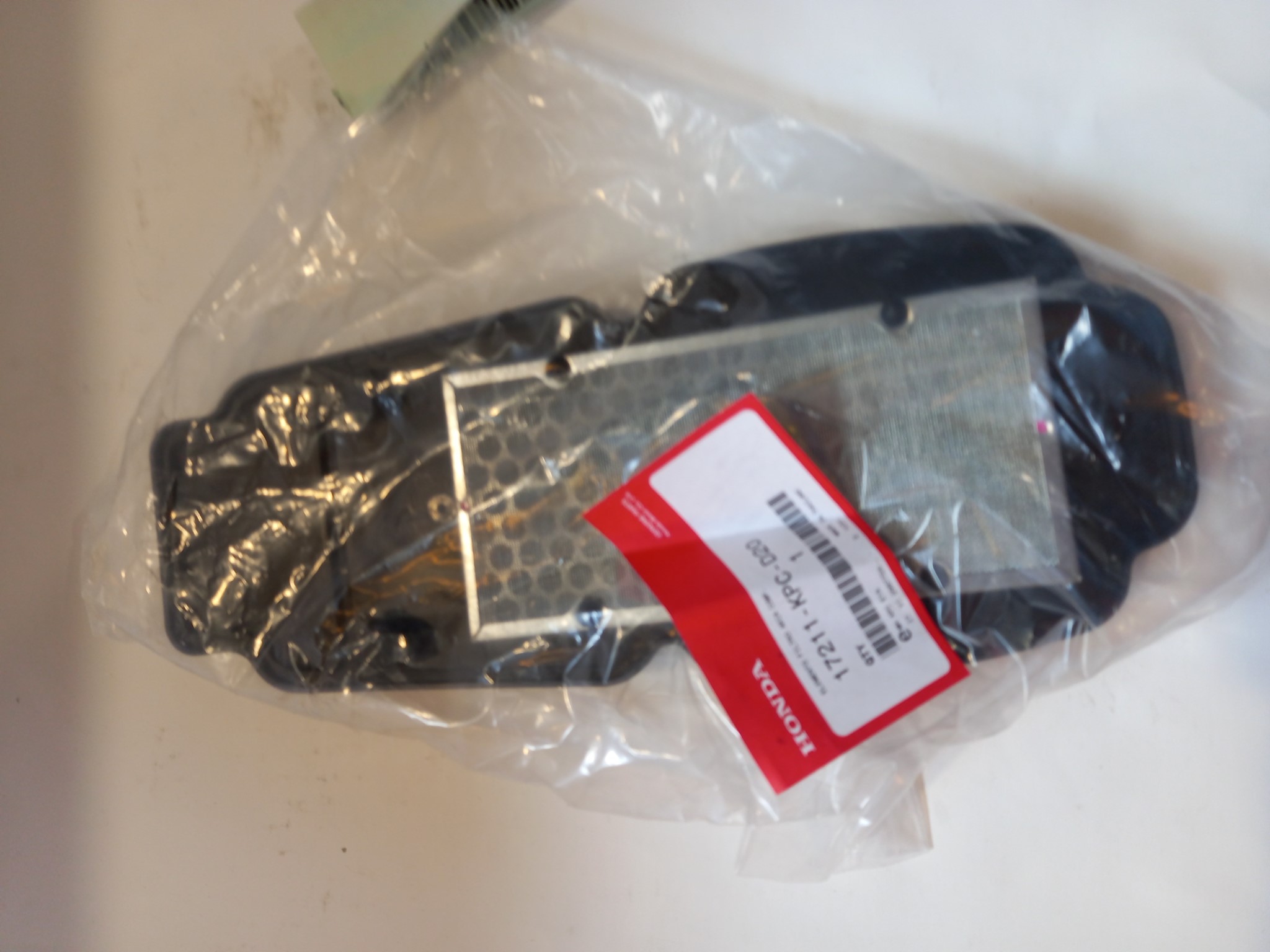 Picture of Honda  EINSATZ KOMPL., LUFTFILTE  17211-KPC-D20