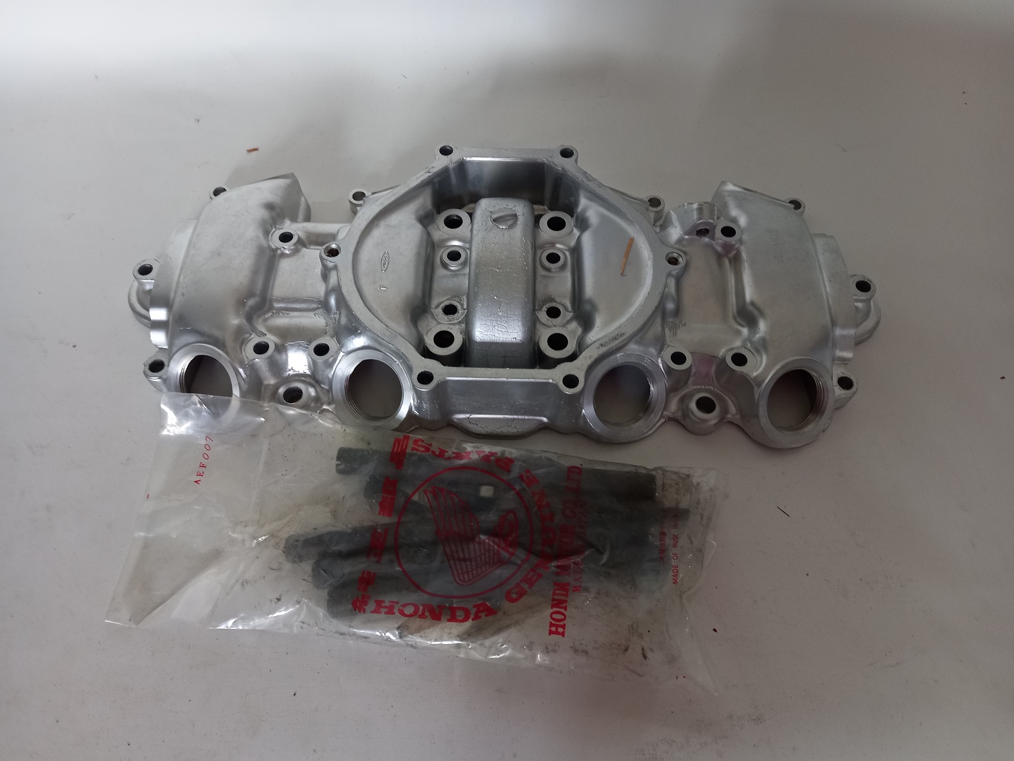 Bild von Honda  COVER,CYLN.HEAD  12300-390-305