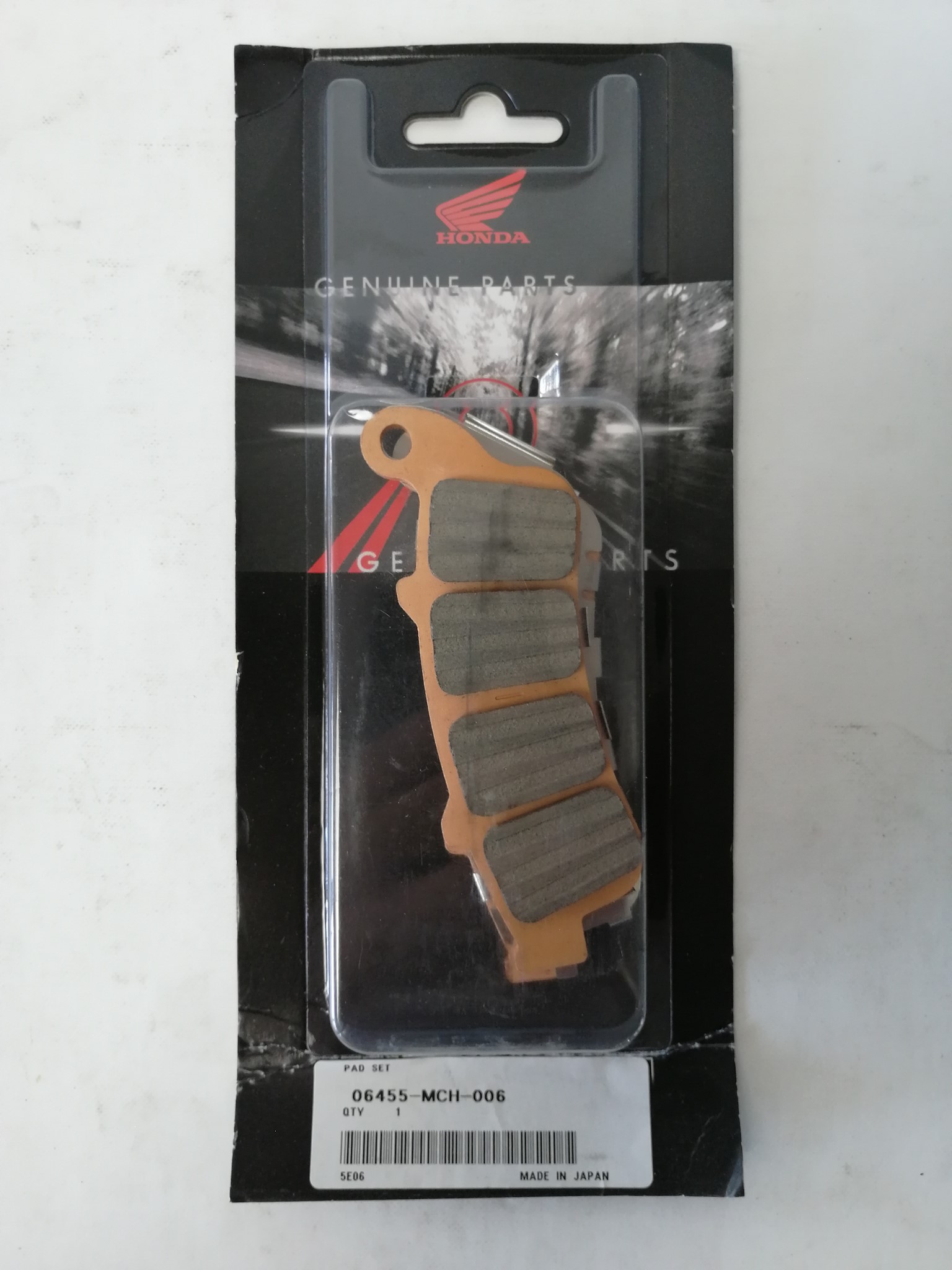 Picture of BREMSKLOTZ SATZ  VTX1800C1  06455-MCH-006