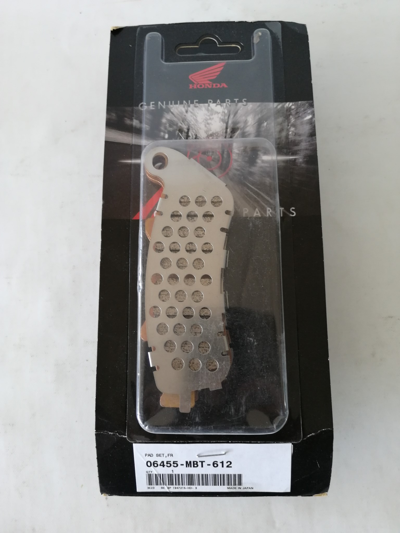 Picture of BREMSBELAG VORNE  XL1000V  06455-MBT-612