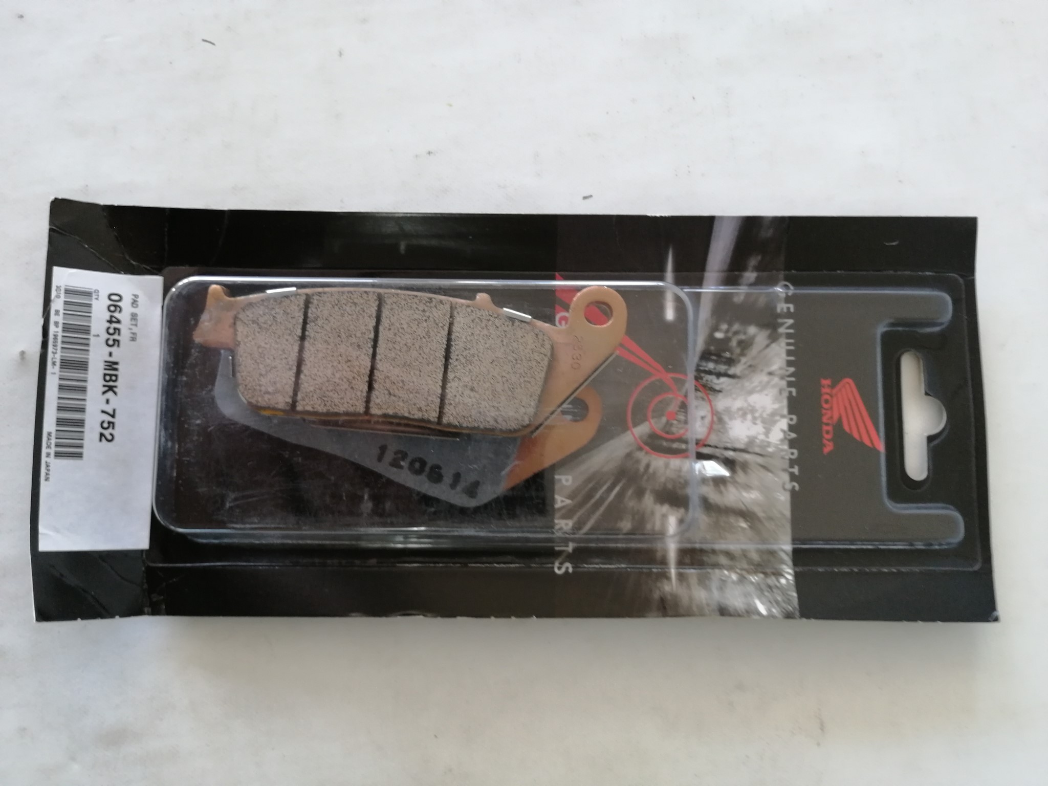 Picture of BREMSBELAG VORNE  NV750  06455-MBK-752