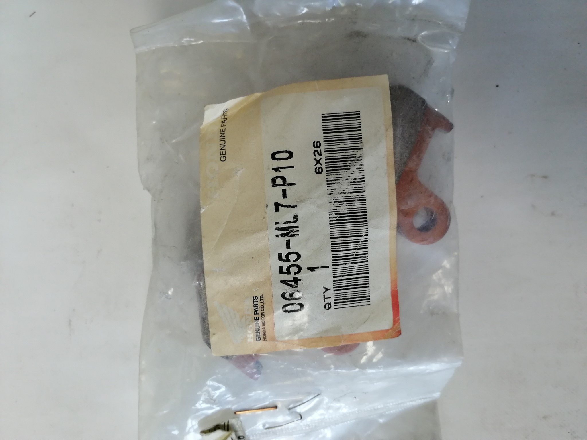 Picture of BREMSBELAG VORNE  VTR 750 F  06455-ML7-P10